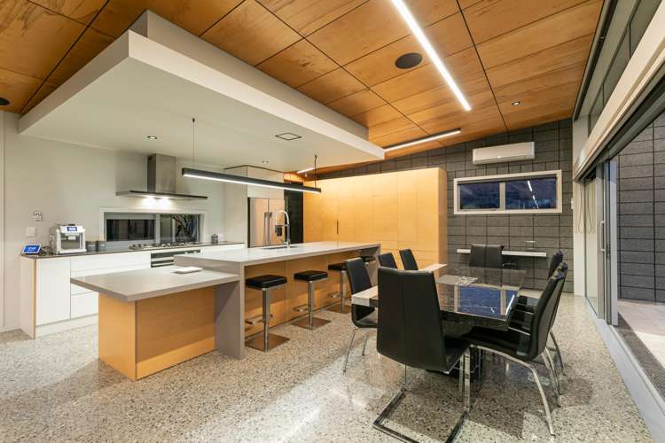 23 Mountain View Drive Wanaka_13