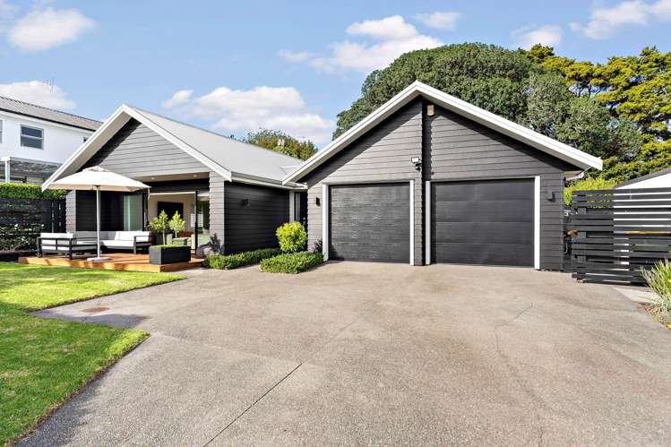 13 Ridge View Crescent Pukekohe_35