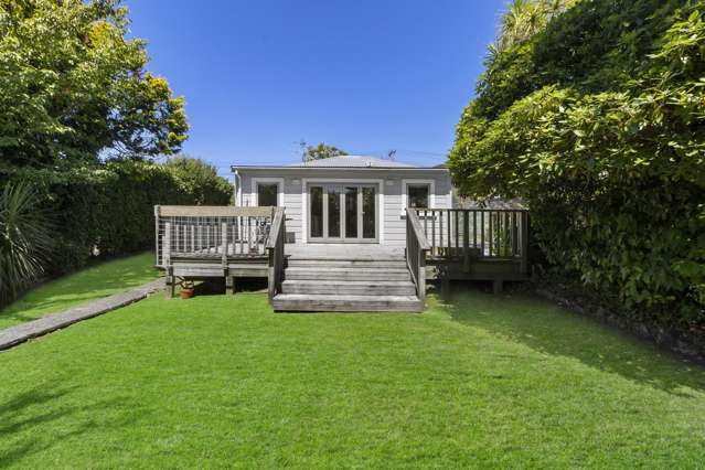 Sunny & Spacious Family Home in Central Karori