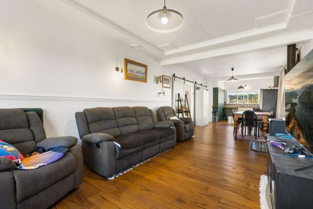 105 Centennial Avenue Alexandra_4