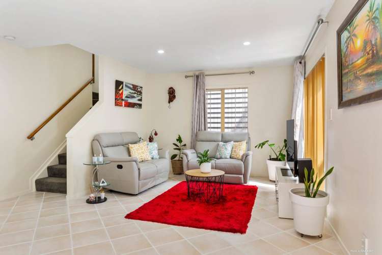 4/20 Fields Parade Oteha_5