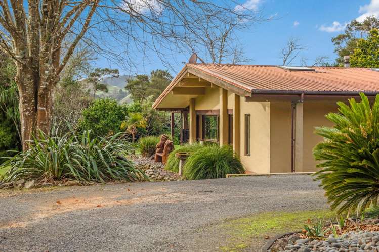 122 Puketui Valley Road Hikuai_45