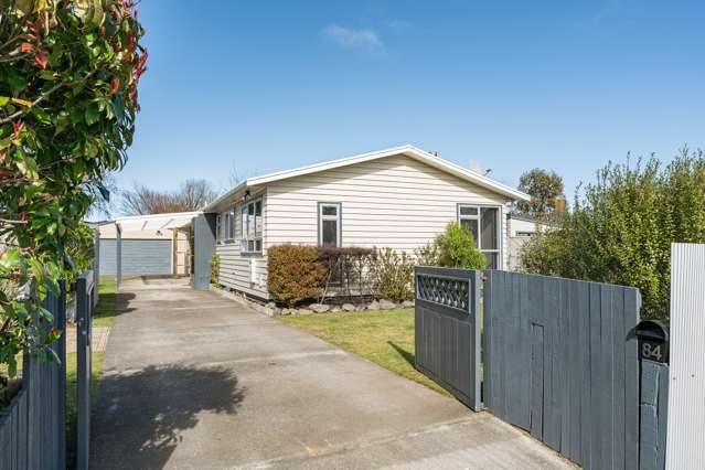 84 Invergarry Road Hilltop_1