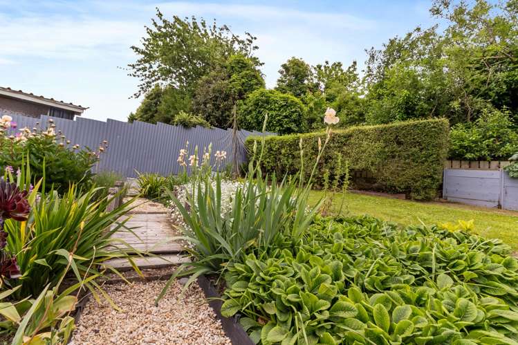 15 Sherratt Street West End_21