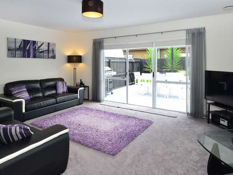 2/179 Centreway Road Orewa_10