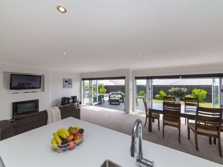 171 Pacific Drive Fitzherbert_8