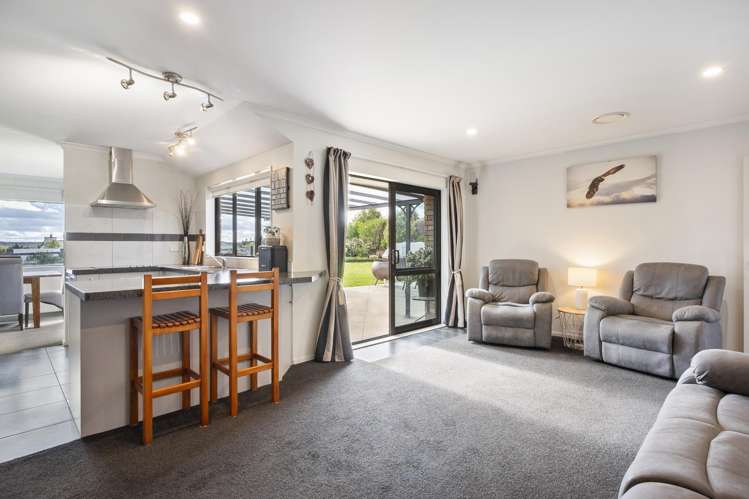 146 Mount Taylor Drive Feilding_10