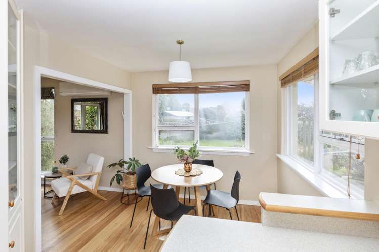 4 George Street Rolleston_10