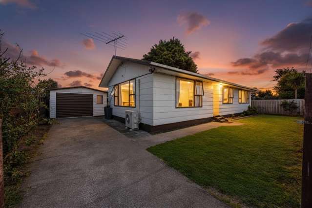 Perfect Starter Home-Space, Security & Convenience