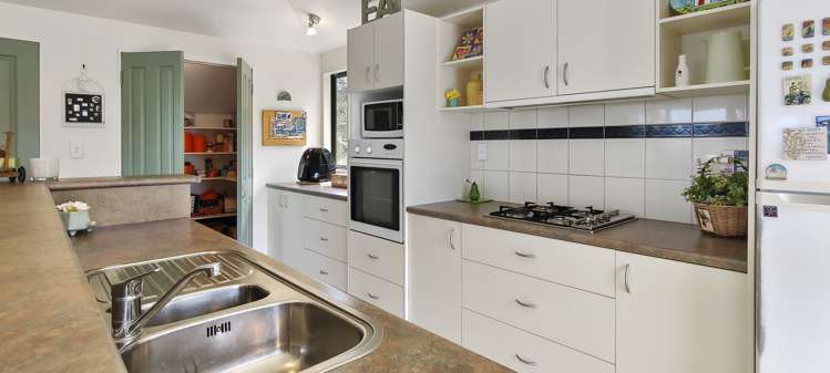 237 Tukere Drive Whangamata_11