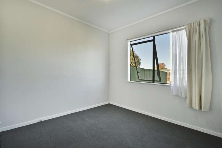 2 Tarbet Street Flaxmere_6