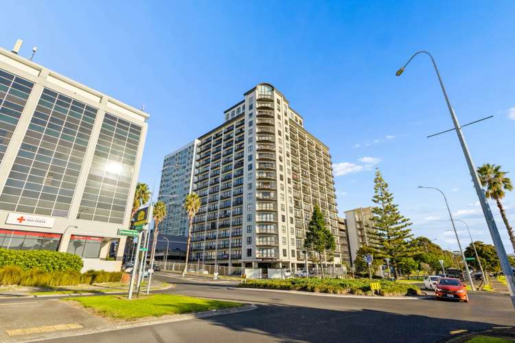 4J/18 Ronwood Avenue Manukau_10