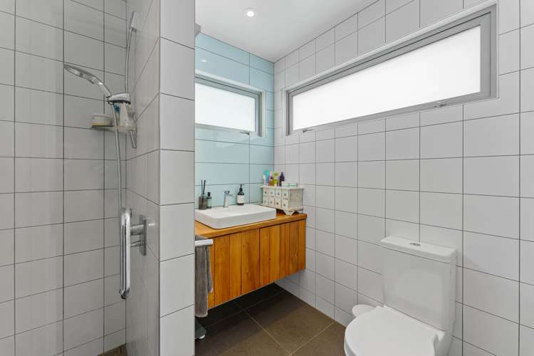 31 Rauparaha Street Waikanae Beach_17