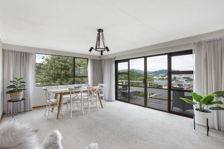 29 Easther Crescent Kew_5