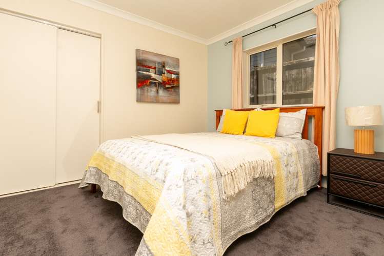 20 Stamford Crescent Flat Bush_12