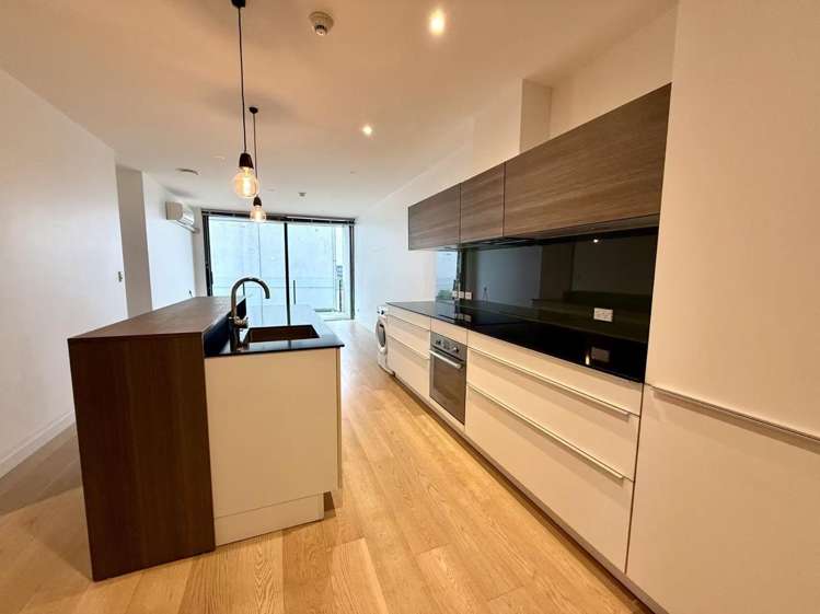 202/17 St Benedicts Street 10021_3