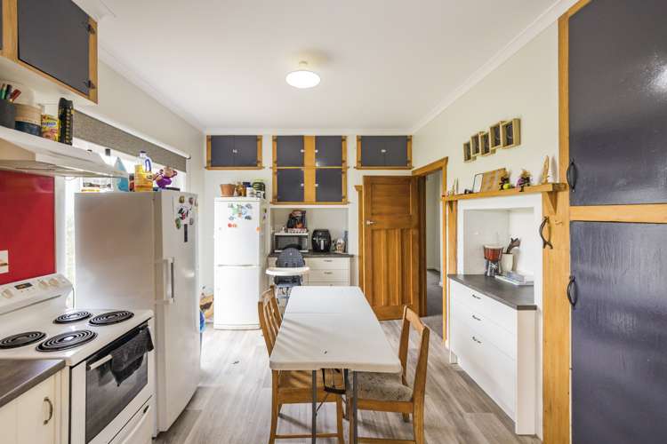 149 Short Road Halcombe_13