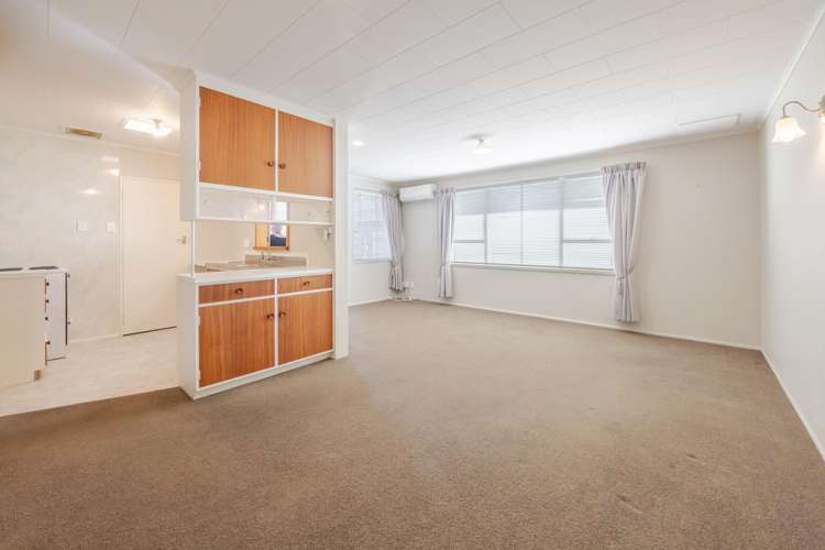 2/17 Bowling Road Greenmeadows_3