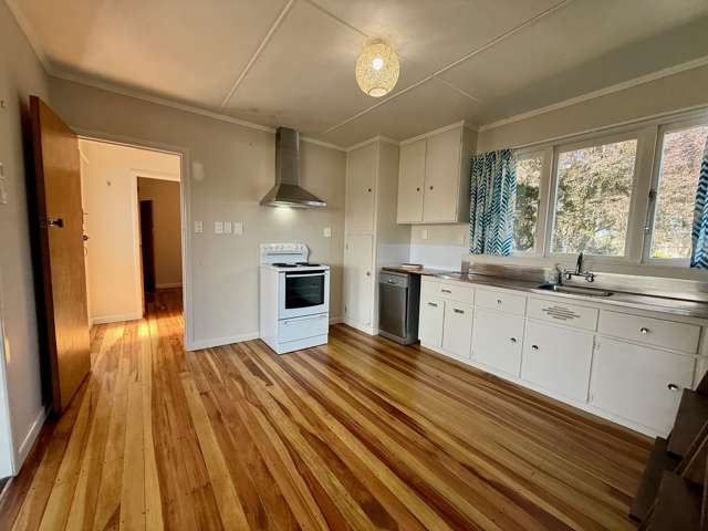 27 Lorenzen Bay Road Raglan_4