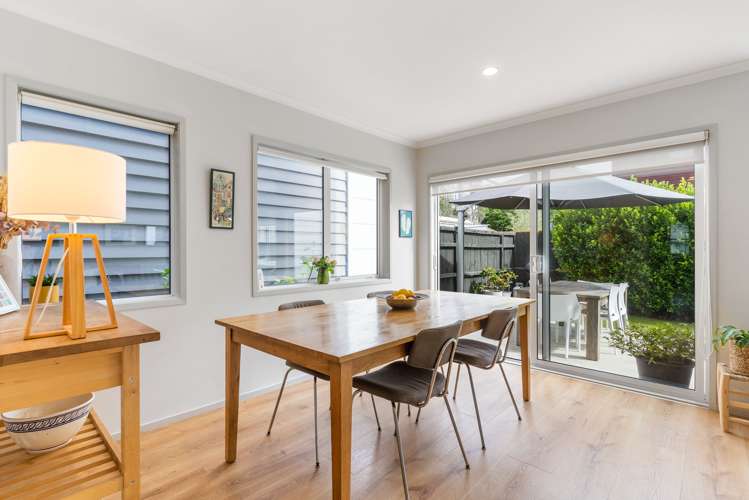 35 Whakawhiti Loop Avondale_4