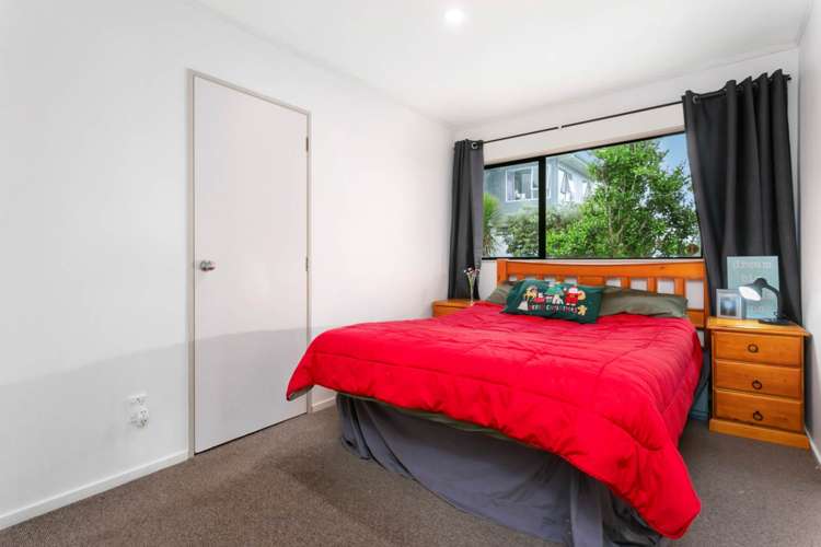 16b Fairway Avenue Red Beach_11