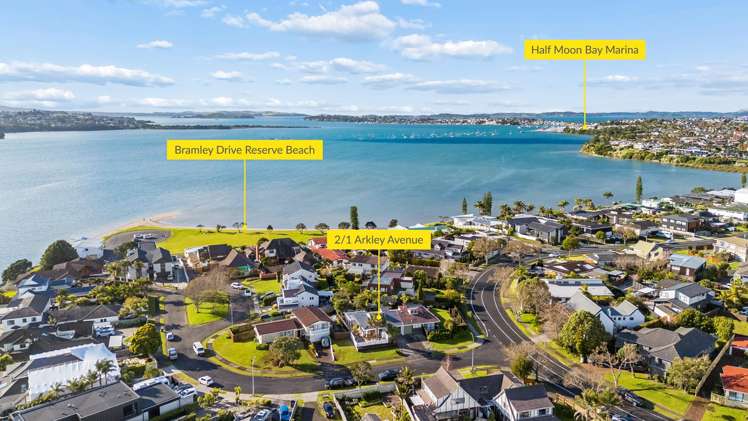 2/1 Arkley Avenue Farm Cove_1
