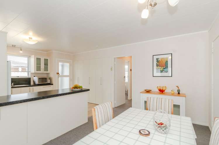 4/25 Moeller Street Taradale_7