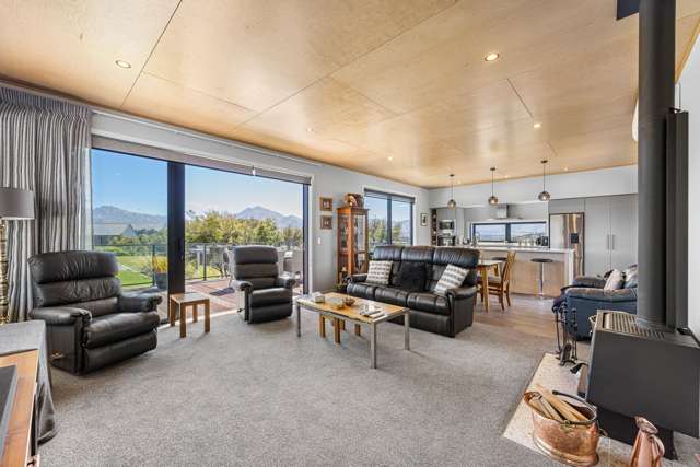 6 Nokomai Street Wanaka_2