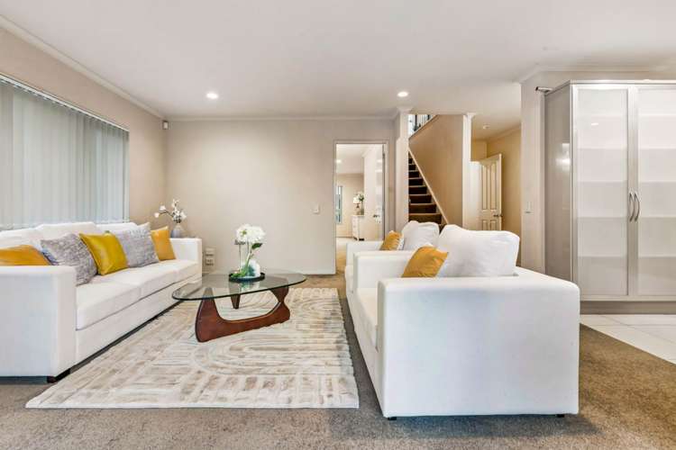 58 Salford  Crescent Flat Bush_9