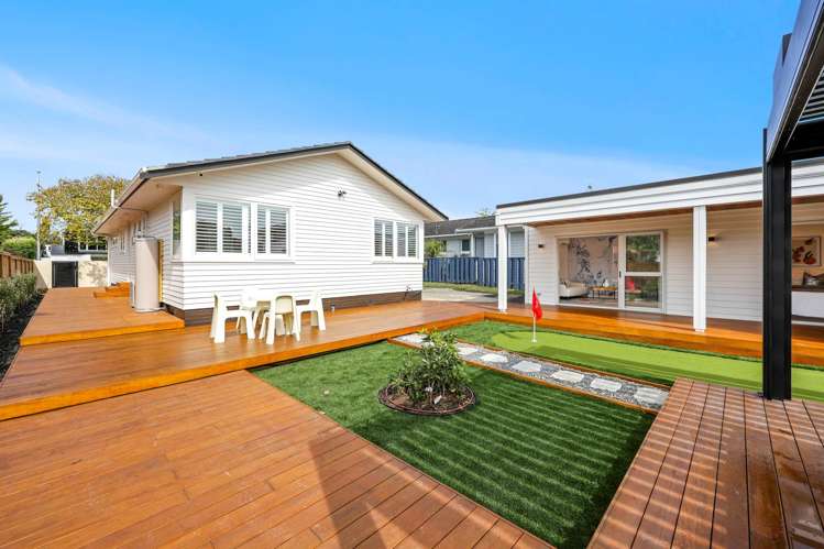 77 Celtic Crescent_2