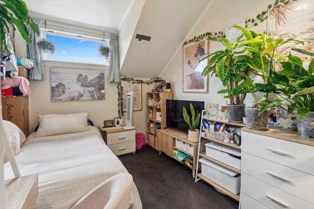 55 Hewer Crescent Naenae_1
