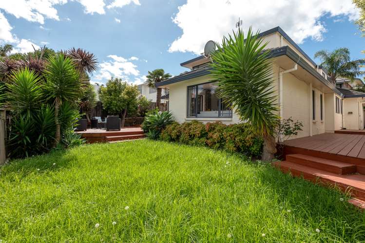 2/35 Clovelly Road Bucklands Beach_24