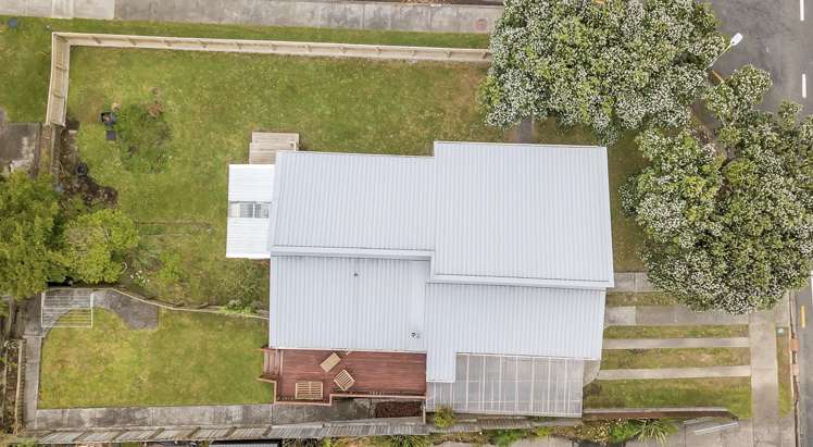 1 Crown Hill Titahi Bay_21