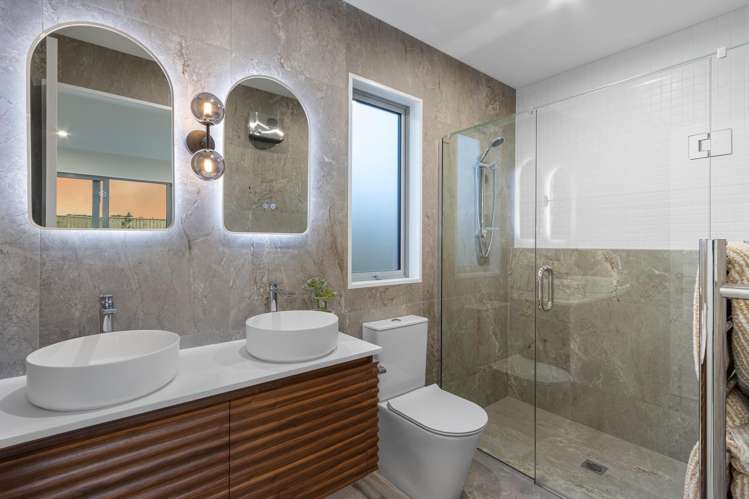 5 Lorenzos Lane Halswell_8