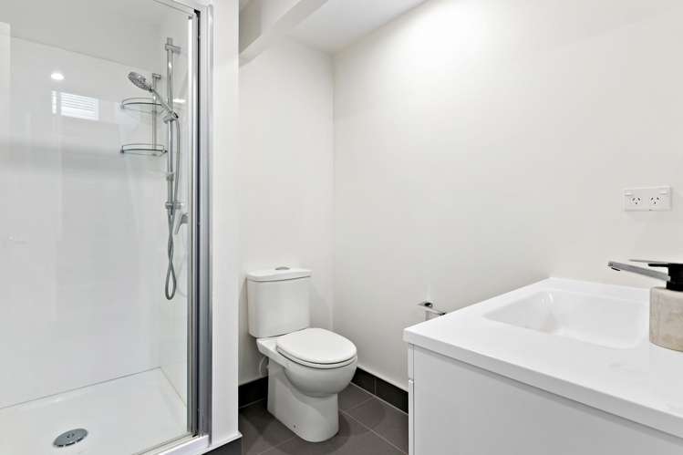 64 Blakeborough Drive Forrest Hill_19