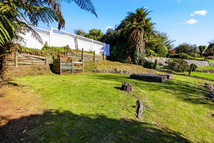 16 Tarrangower Avenue Taumarunui_19