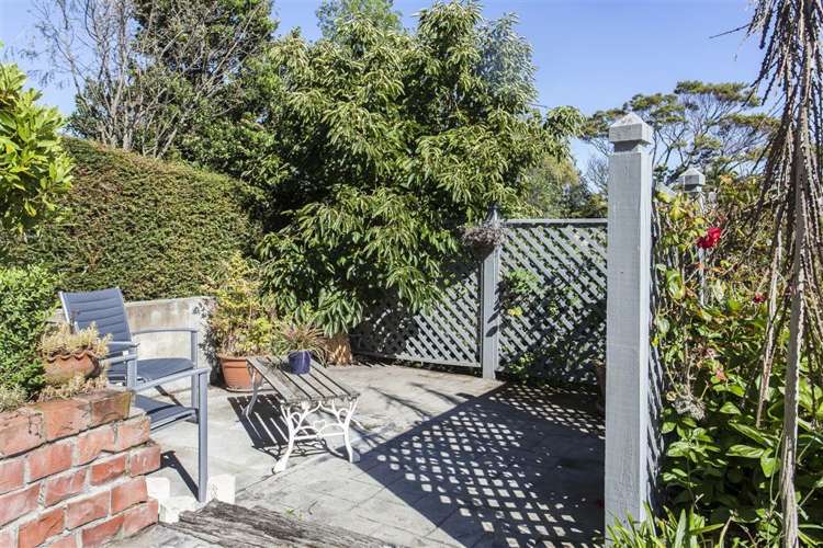 28 Selwyn Avenue Akaroa_18