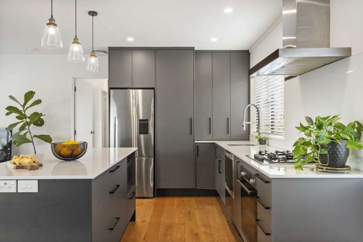 2/17 Drome View Place Beach Haven_3