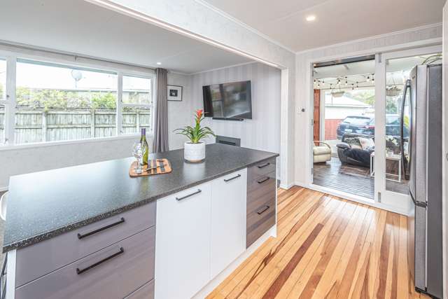 36 Surrey Road Springvale_4