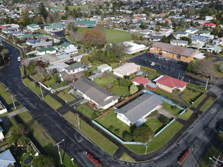 53 Pine Avenue Bader_5