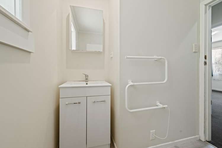 81 Awanui Street Merrilands_26