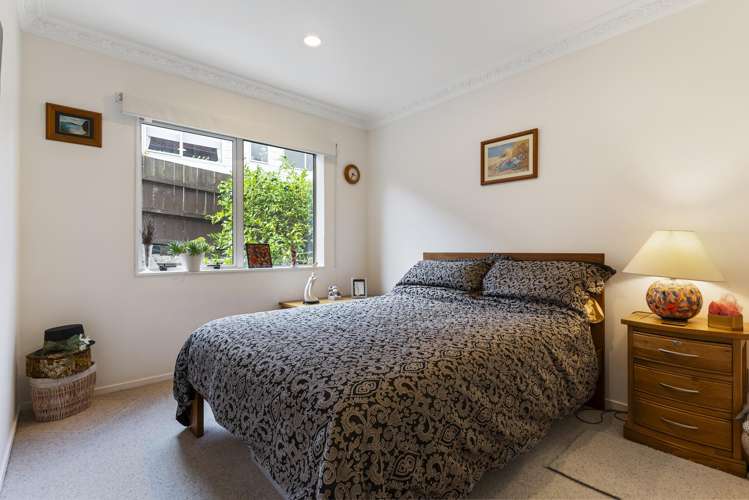 64 Whitford Road Botany Downs_10