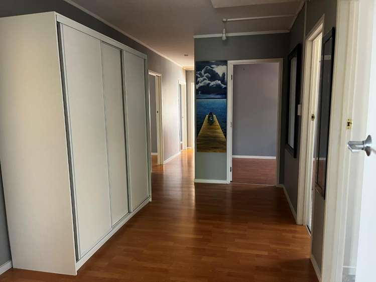 84 Gossamer Drive Pakuranga Heights_23