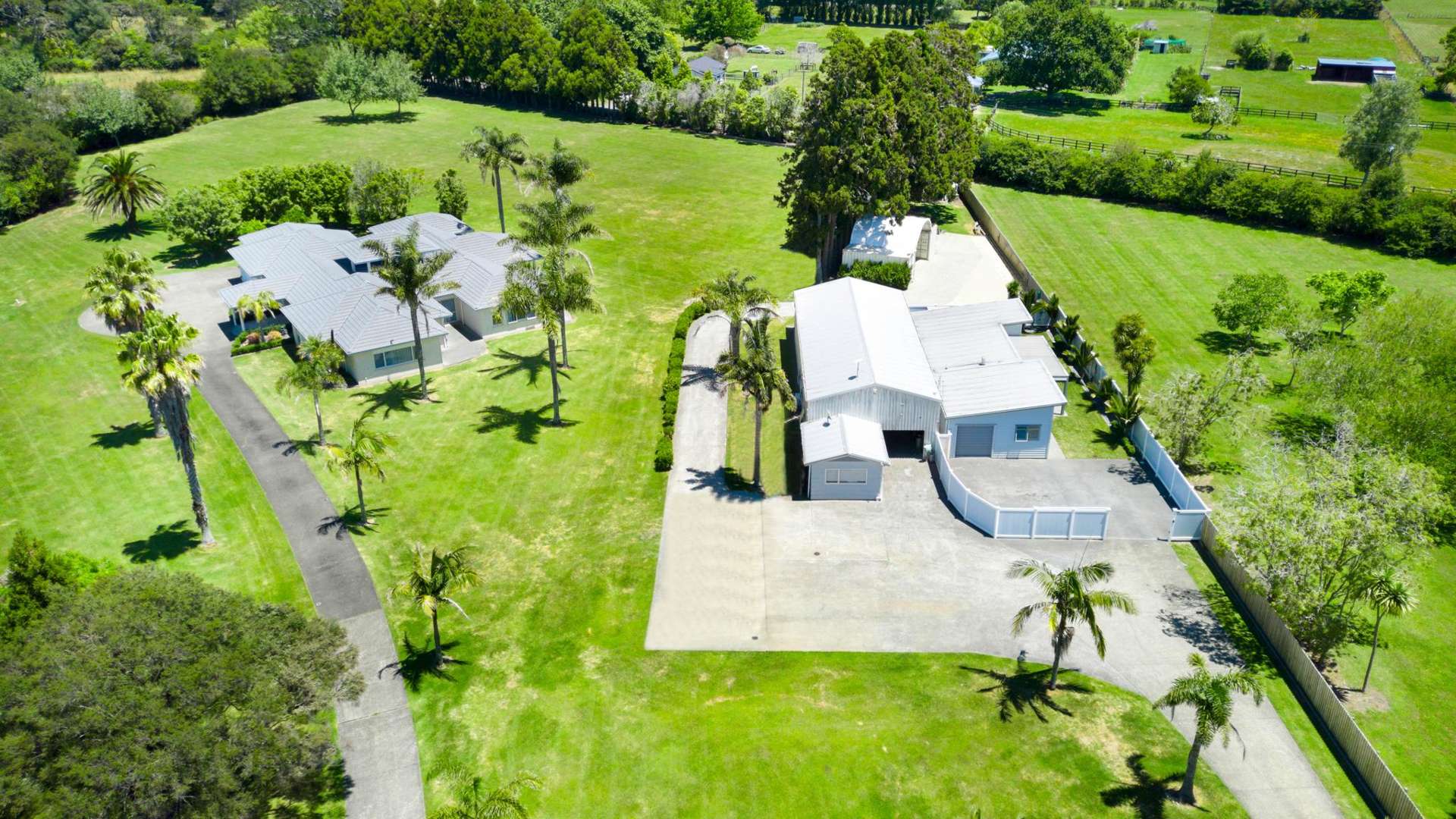 154 Boord Crescent Kumeu_0