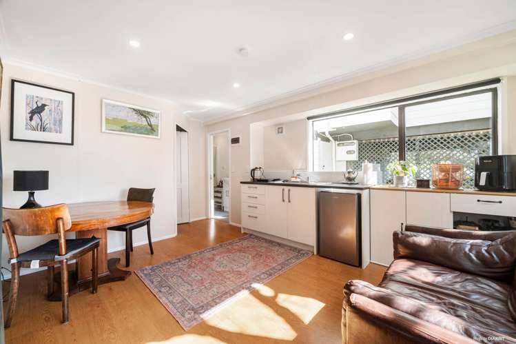 2/1 Mulberry Place Glenfield_10
