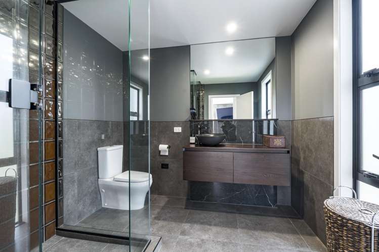 5/11A Baring Terrace Strandon_15
