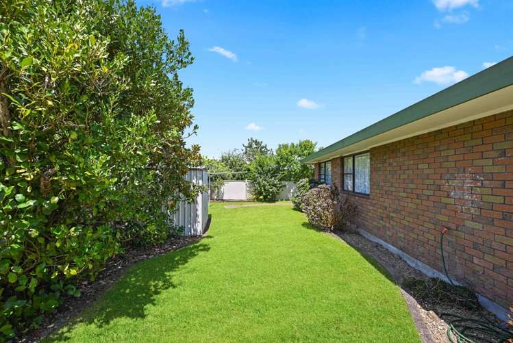 24 Ranui Street Dinsdale_21