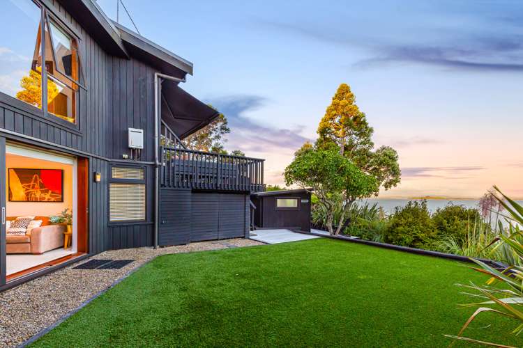 2 Okewa Road Titirangi_21