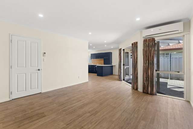 73 Kensington Drive Taradale_3