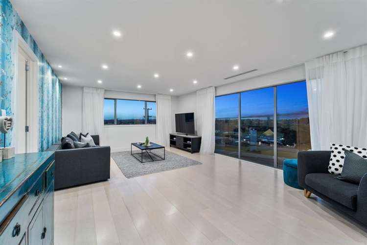 17 Winscombe Street Belmont_9